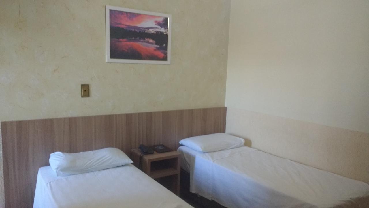 Hotel Paulista Unaí Eksteriør bilde